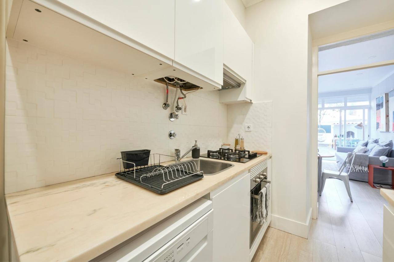 Charming 3br W/ Patio, By Timecooler * Lisboa