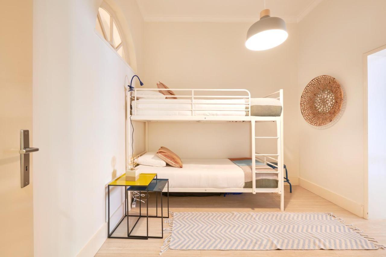 Apartamento Charming 3br W/ Patio, By Timecooler