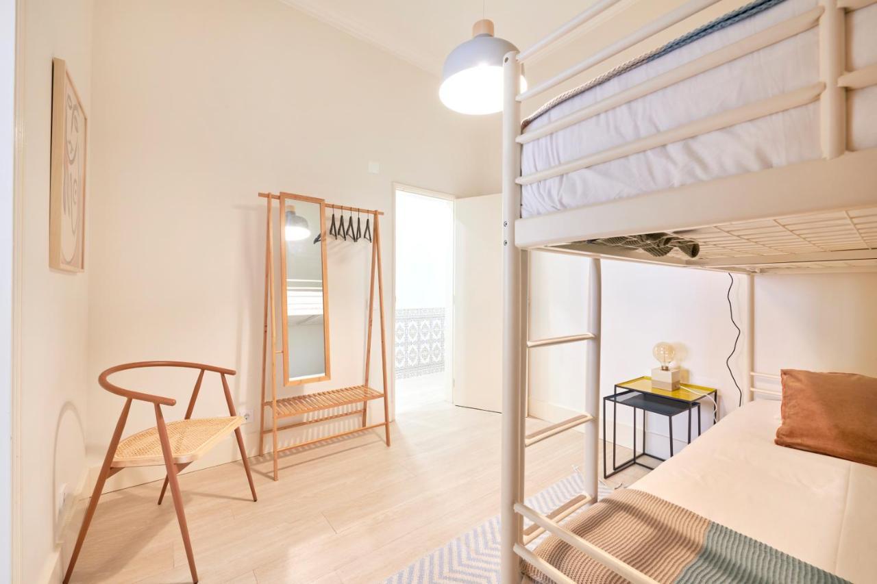 Charming 3br W/ Patio, By Timecooler Lisboa
