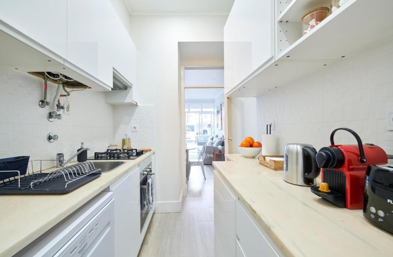 Charming 3br W/ Patio, By Timecooler Apartamento Lisboa