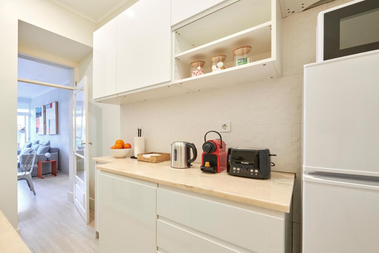 Apartamento Charming 3br W/ Patio, By Timecooler *